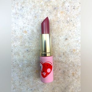 ESTEE LAUDER LIPSTICK